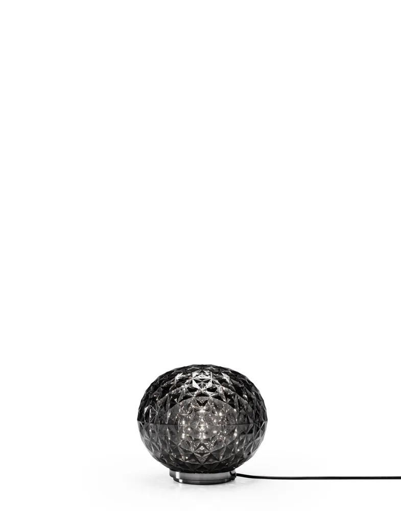 Mini Planet Plug Version, packshot ufficiale su fondo neutro